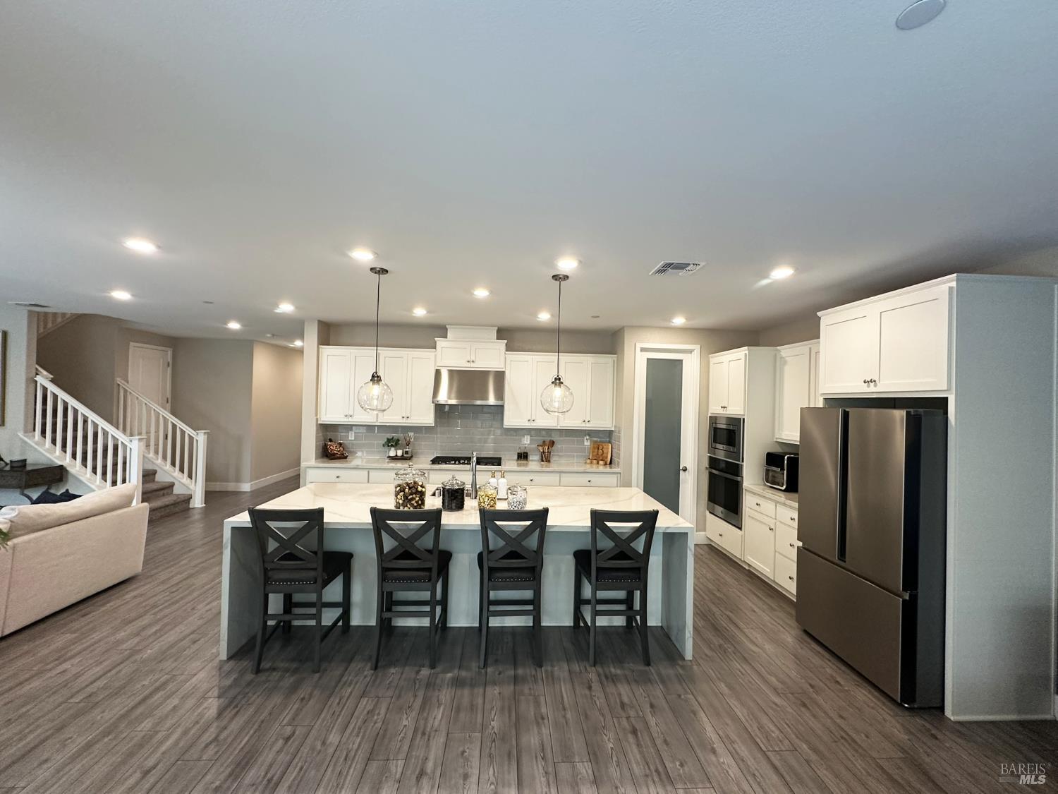 2408 Azure Place Fairfield CA 94533