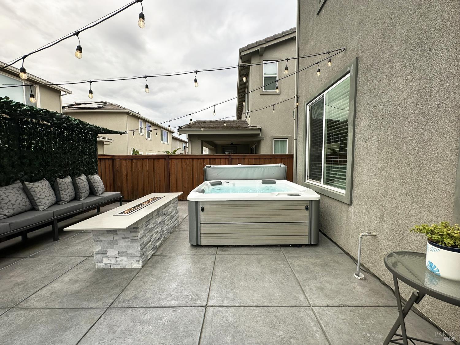 2408 Azure Place Fairfield CA 94533