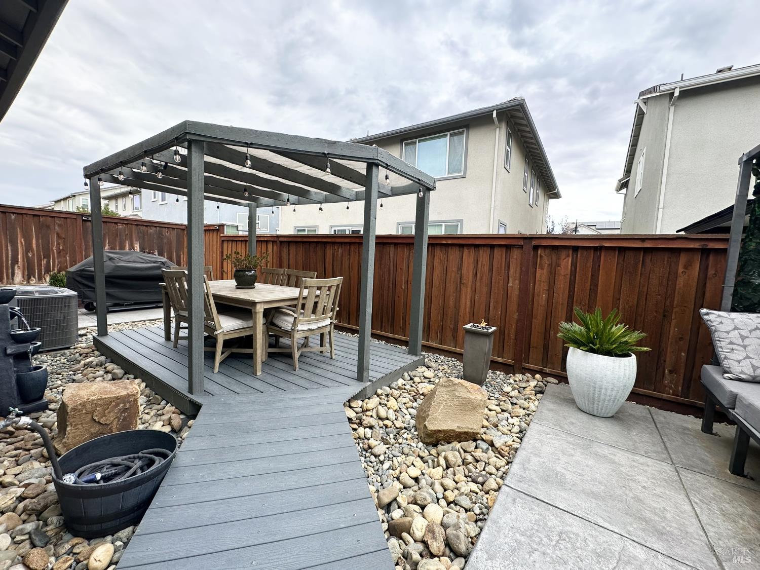 2408 Azure Place Fairfield CA 94533