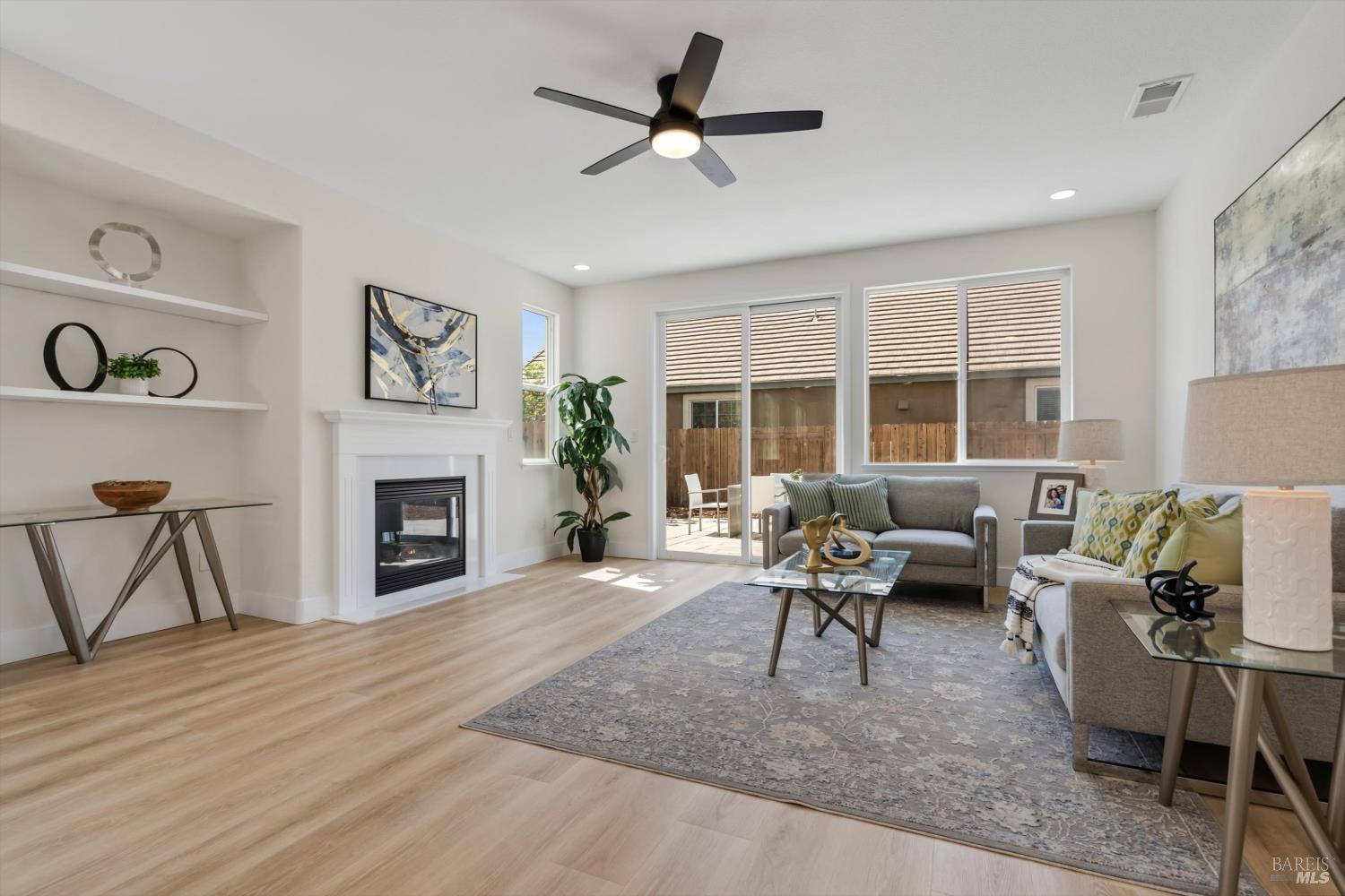 129 Picasso Drive Oakley CA 94561