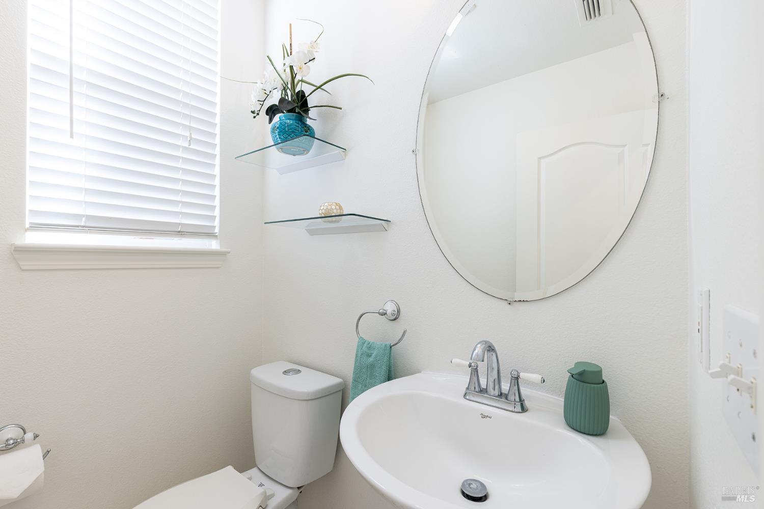 930 Langeburg Street Santa Rosa CA 95407