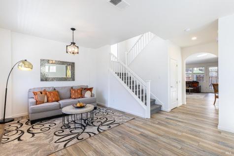 930 Langeburg Street Santa Rosa CA 95407
