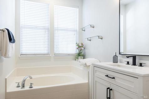 930 Langeburg Street Santa Rosa CA 95407