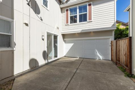 930 Langeburg Street Santa Rosa CA 95407