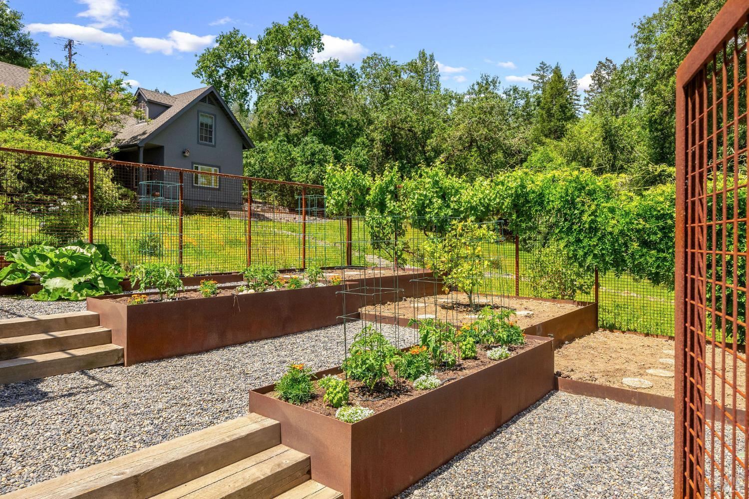 4504 Redwood Road Napa CA 94558