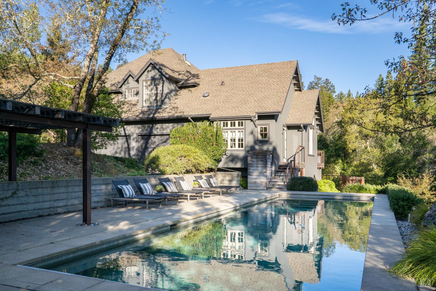 4504 Redwood Road Napa CA 94558