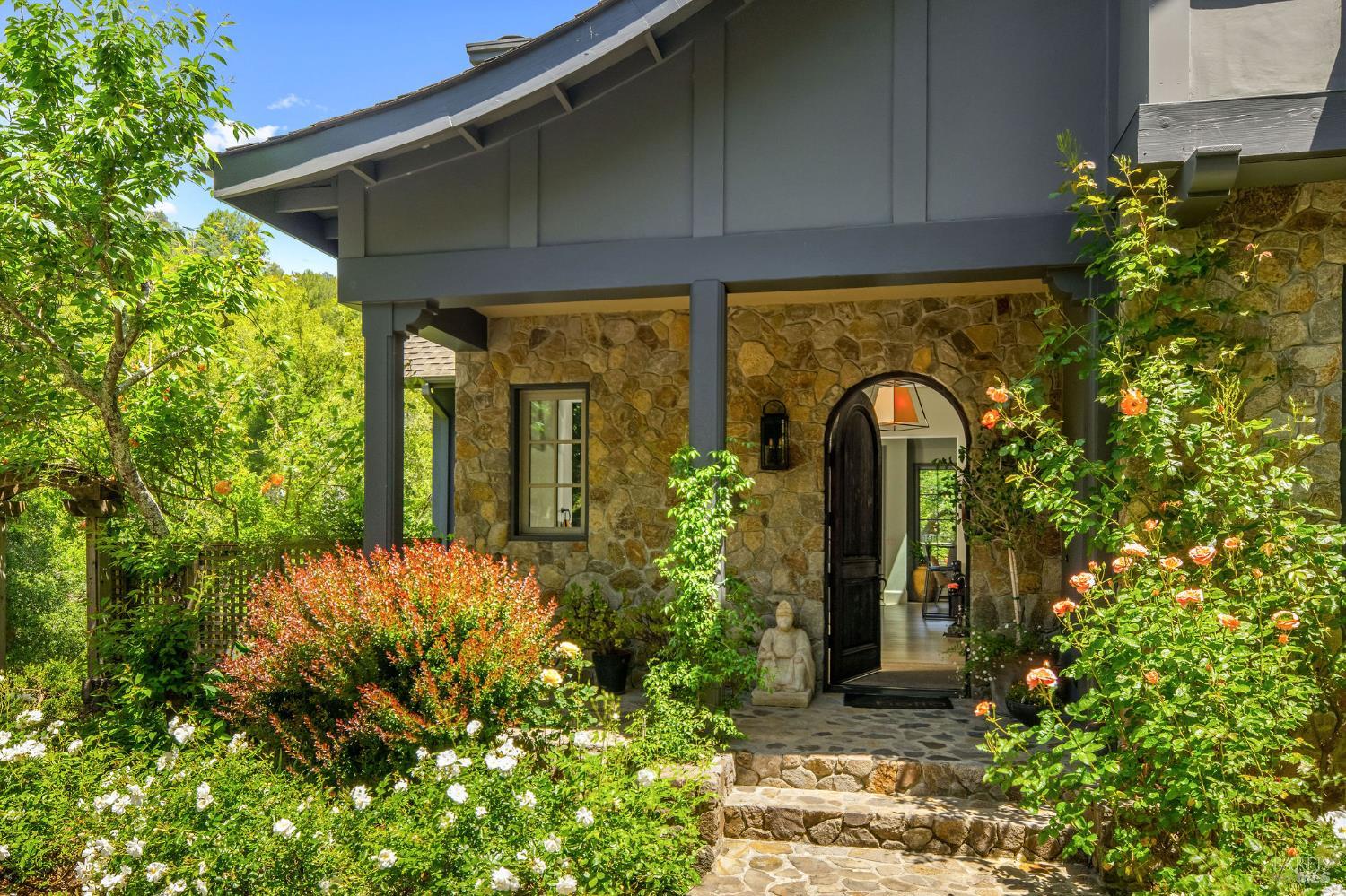 4504 Redwood Road Napa CA 94558