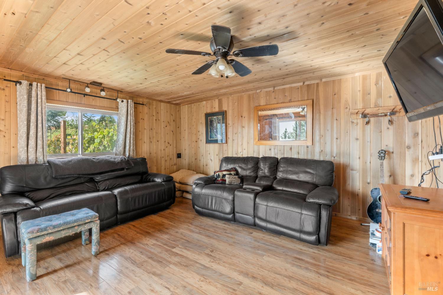 Laytonville CA 95454