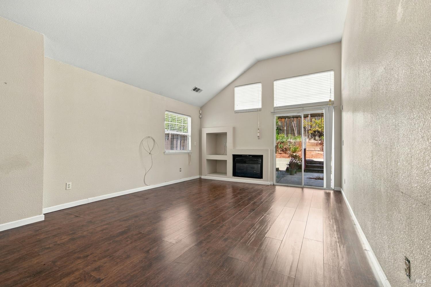 70 Narragansett Court Vallejo CA 94591