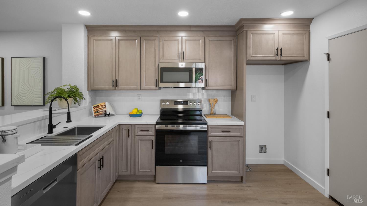 873 Knights Circle Vallejo CA 94591