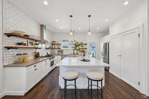 216 Olive Street Santa Rosa CA 95401