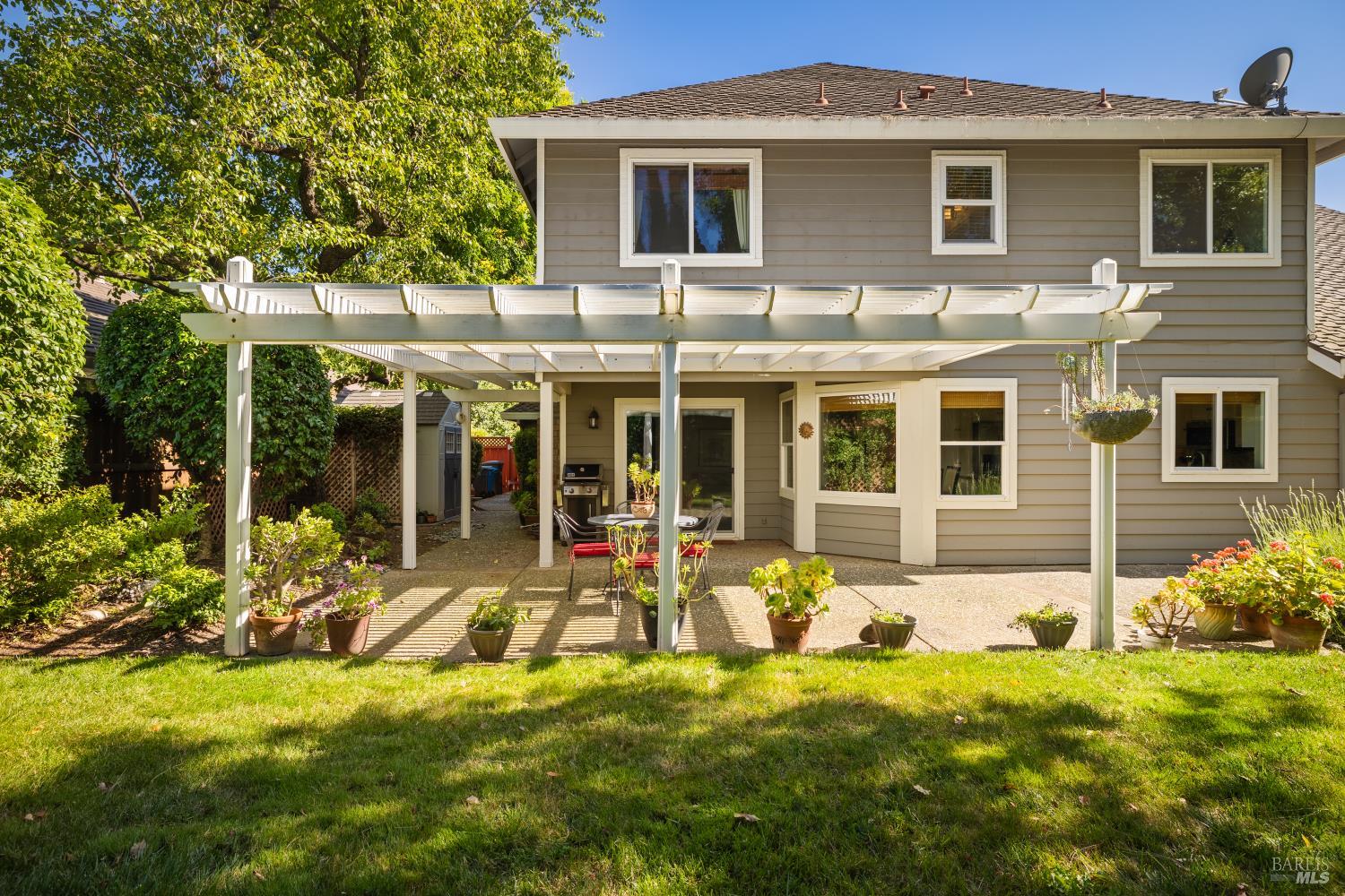 1370 Estates Drive Dixon CA 95620