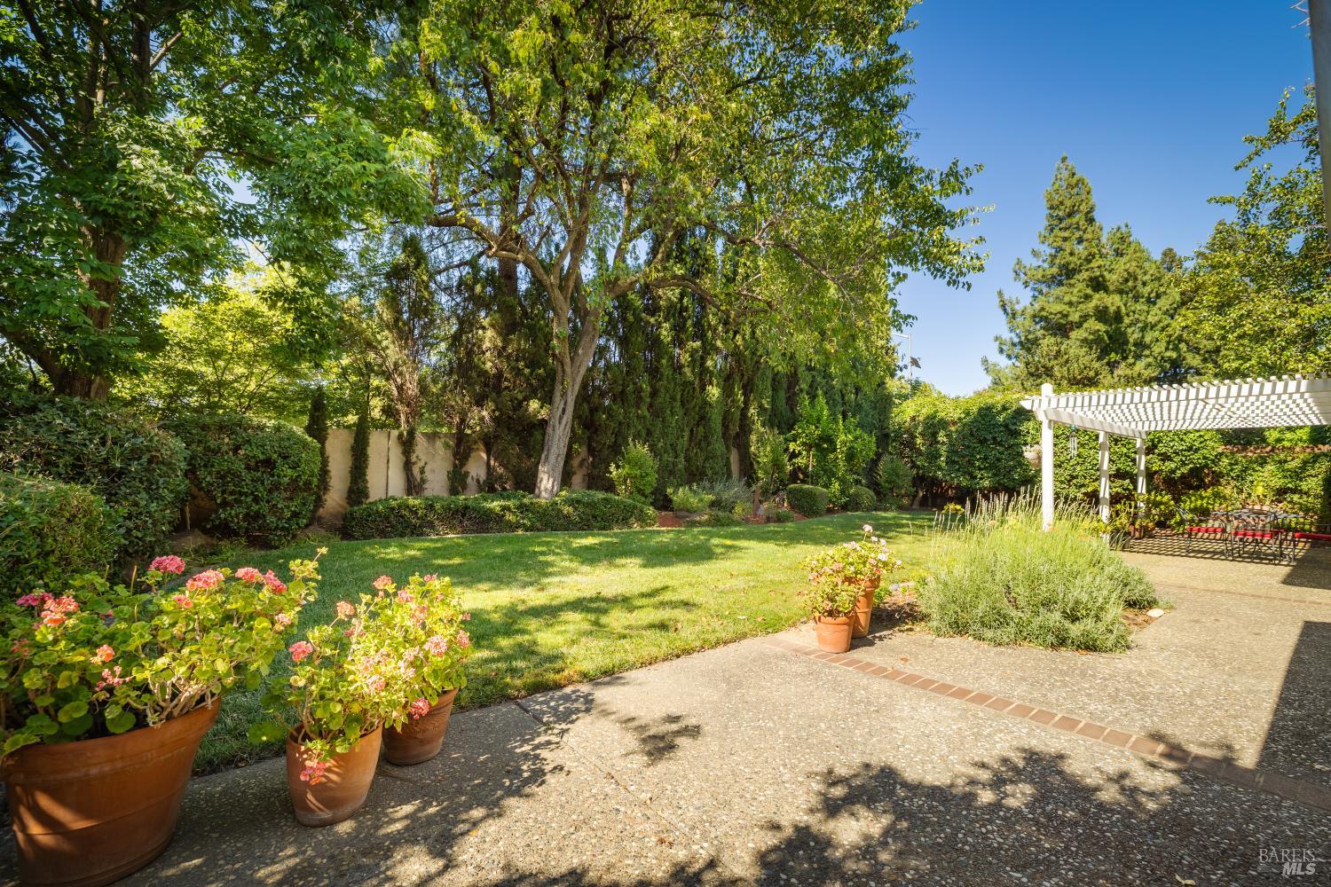 1370 Estates Drive Dixon CA 95620
