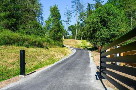573 Wagnon Road Sebastopol CA 95472