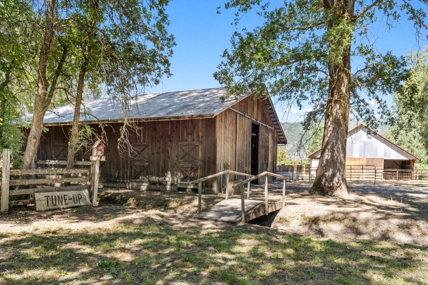 24800 Mendocino Pass Road Covelo CA 95428