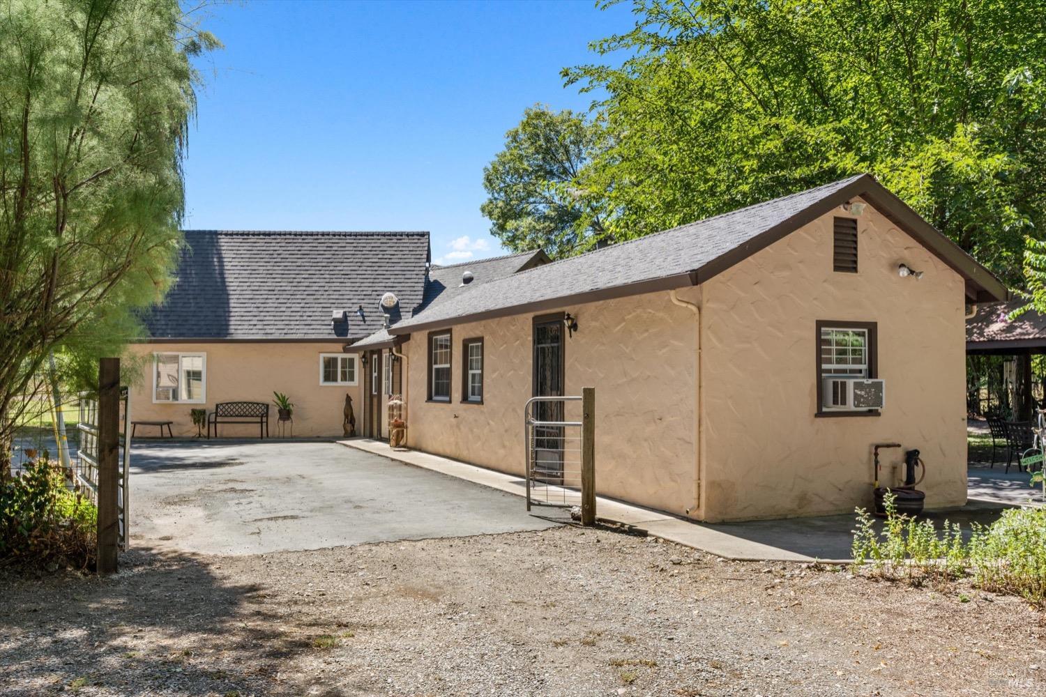 24800 Mendocino Pass Road Covelo CA 95428