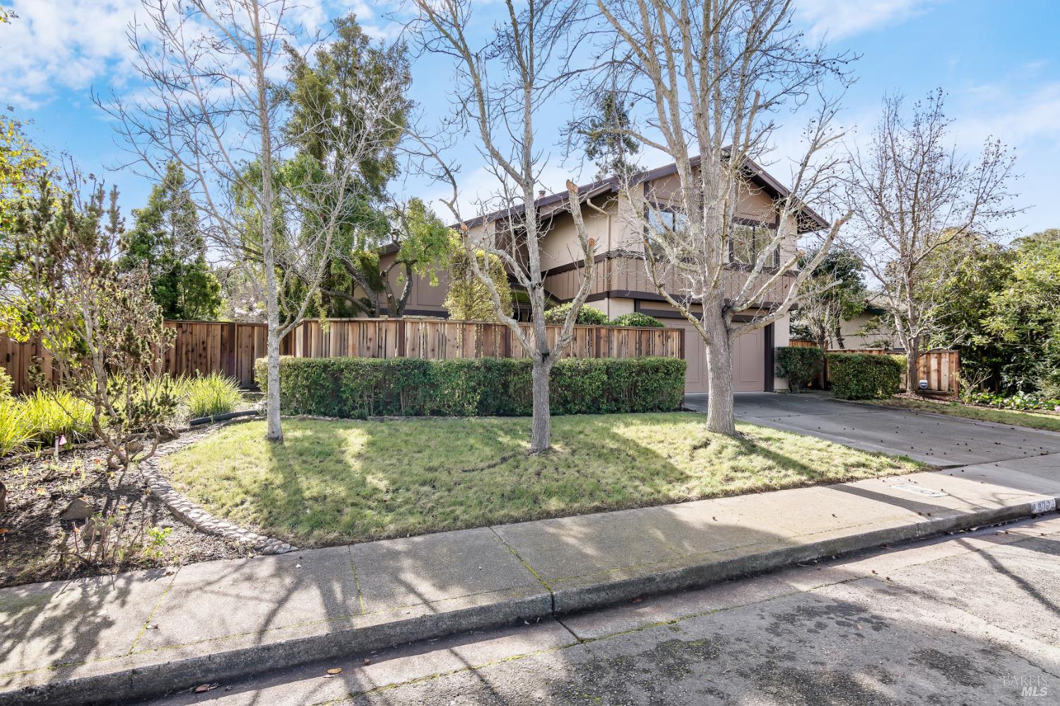 902 Bolton Circle Benicia CA 94510