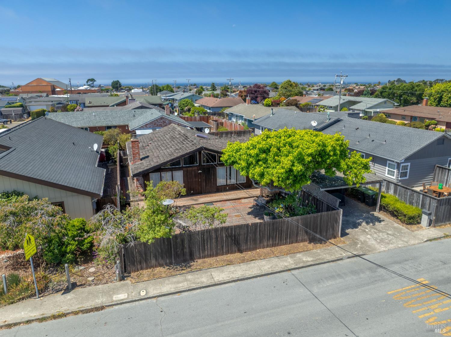 215 S Sanderson Way Fort Bragg CA 95437