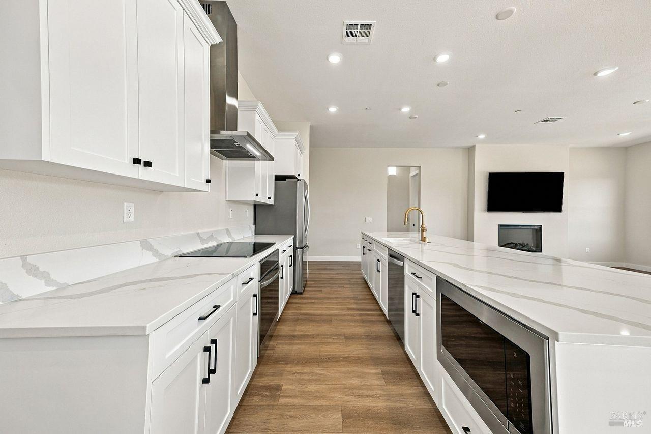 7320 Willowglen Drive Rohnert Park CA 94928