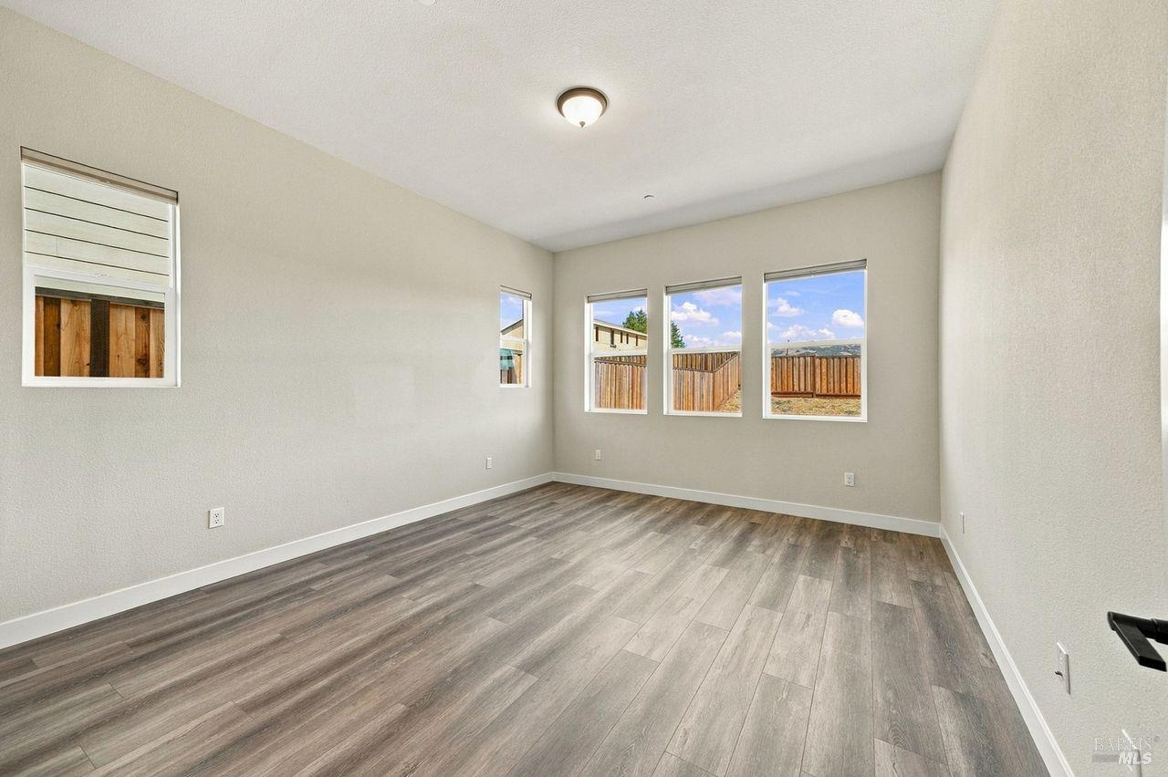 7320 Willowglen Drive Rohnert Park CA 94928