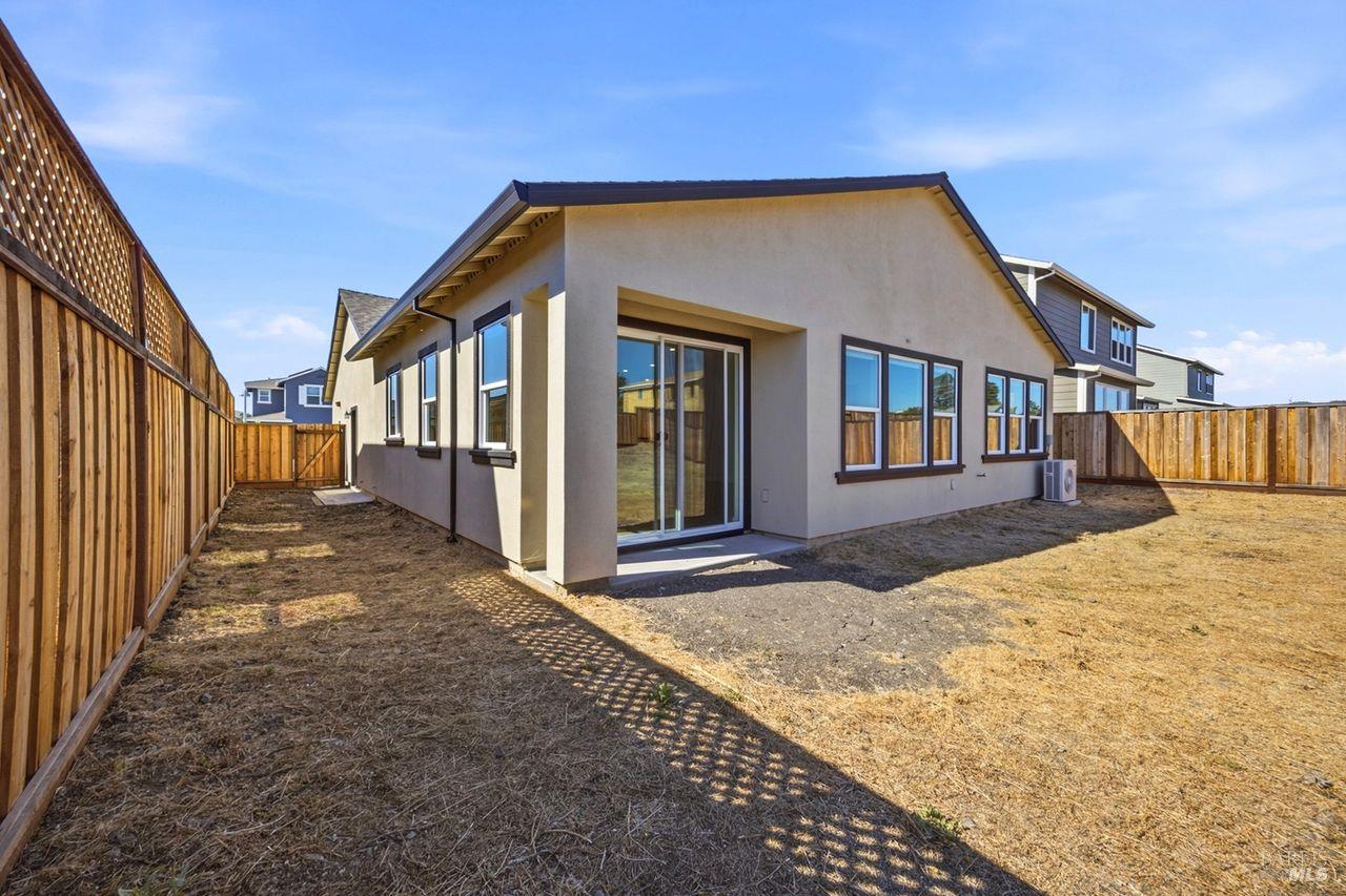 7320 Willowglen Drive Rohnert Park CA 94928