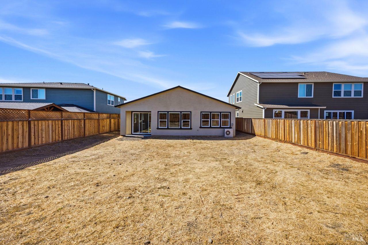 7320 Willowglen Drive Rohnert Park CA 94928
