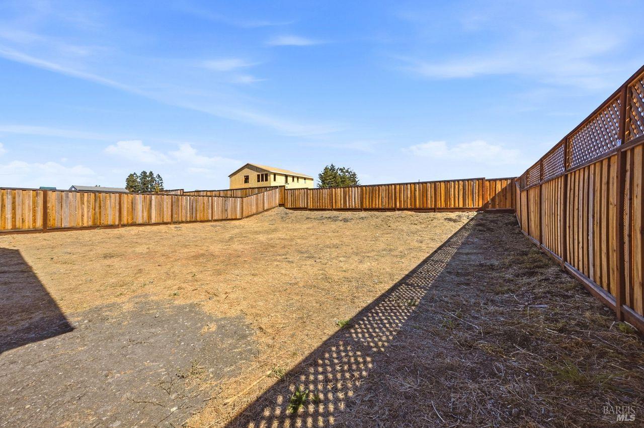 7320 Willowglen Drive Rohnert Park CA 94928