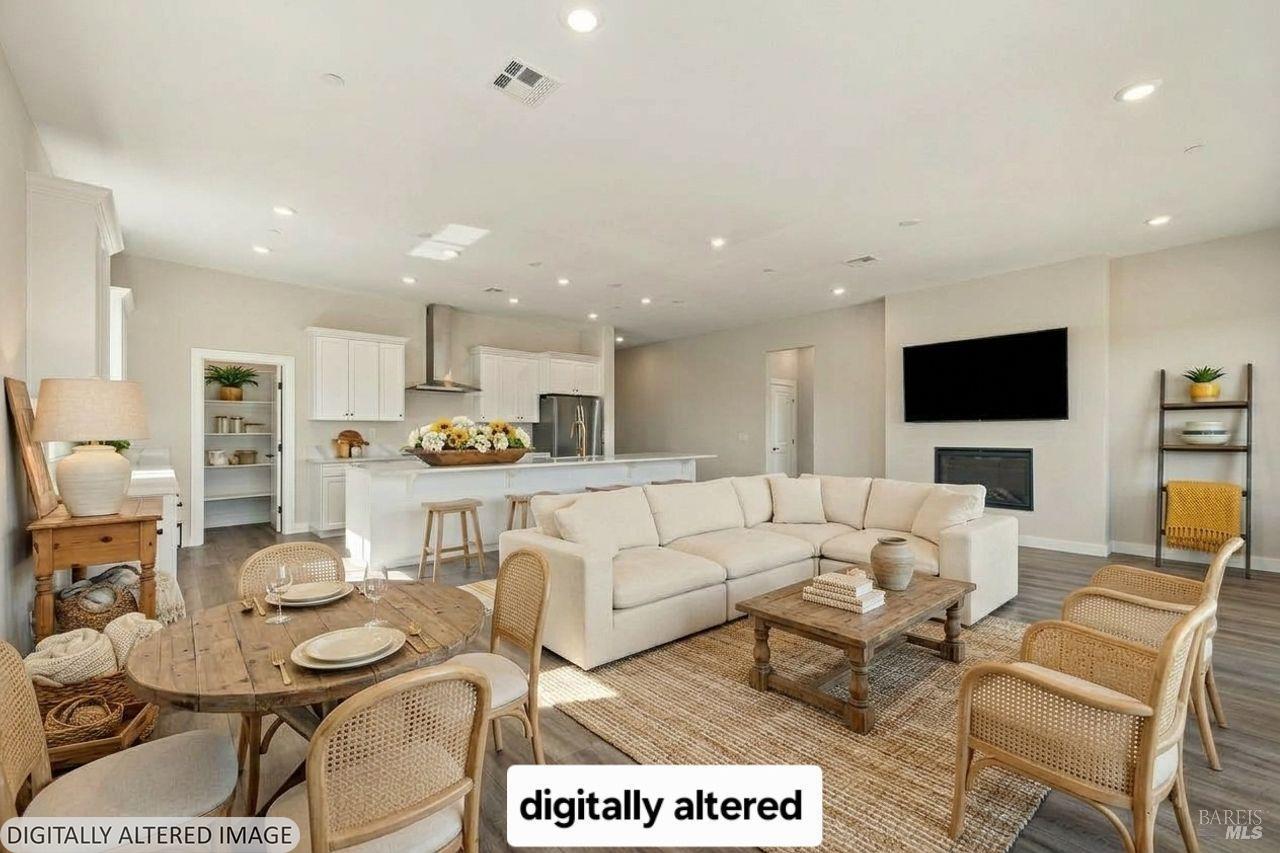 7320 Willowglen Drive Rohnert Park CA 94928