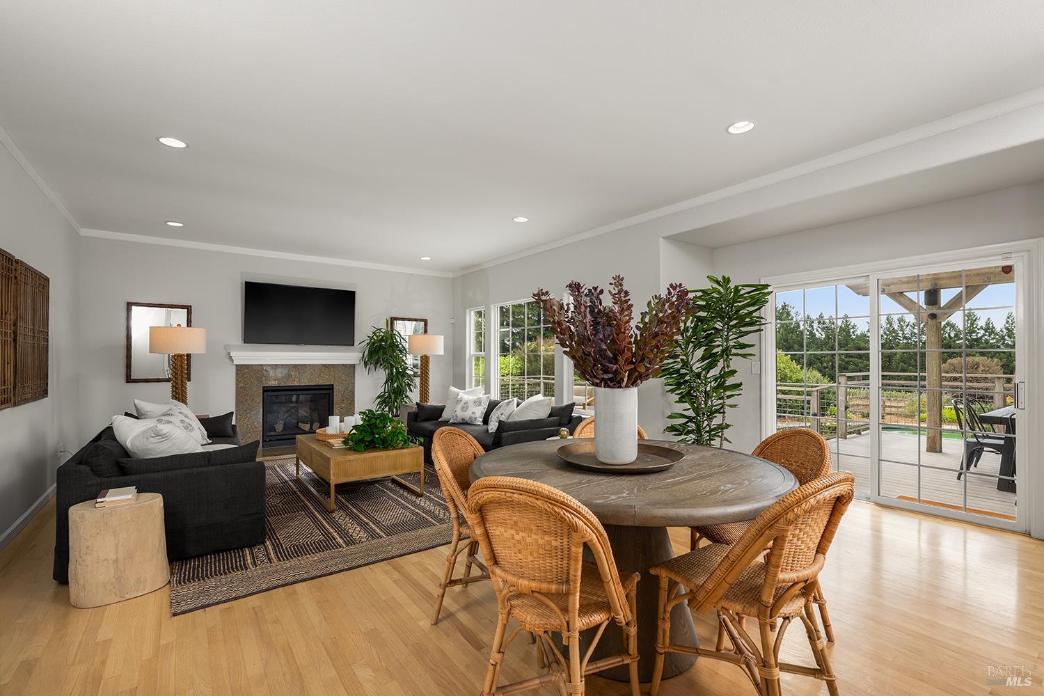 3620 Evelyn Court Sebastopol CA 95472