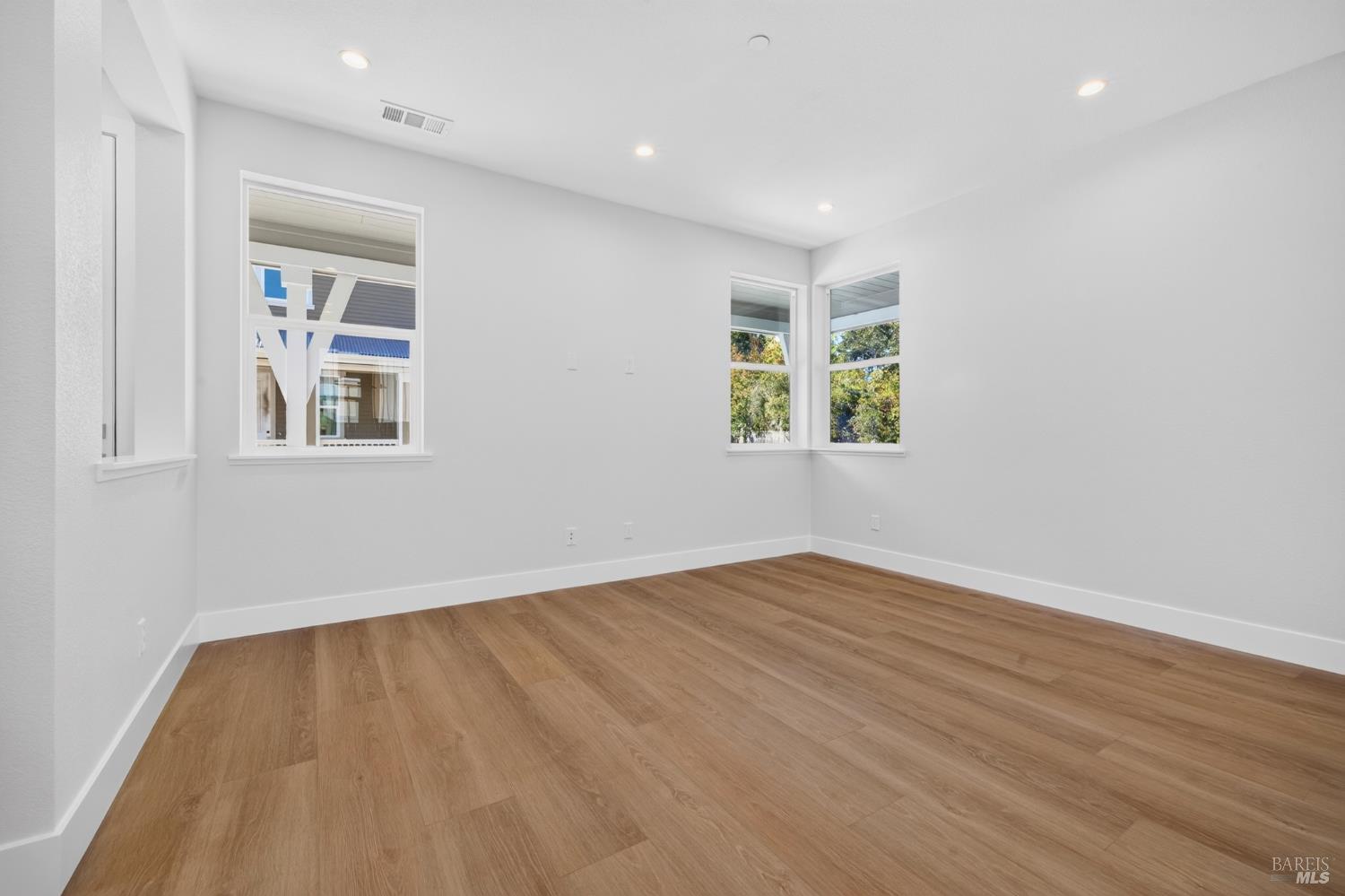 2450 Linwood Avenue Santa Rosa CA 95404