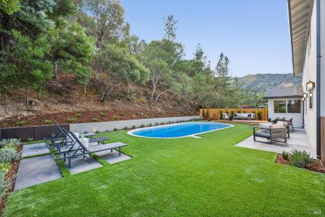 503 Fairway Drive Novato CA 94949