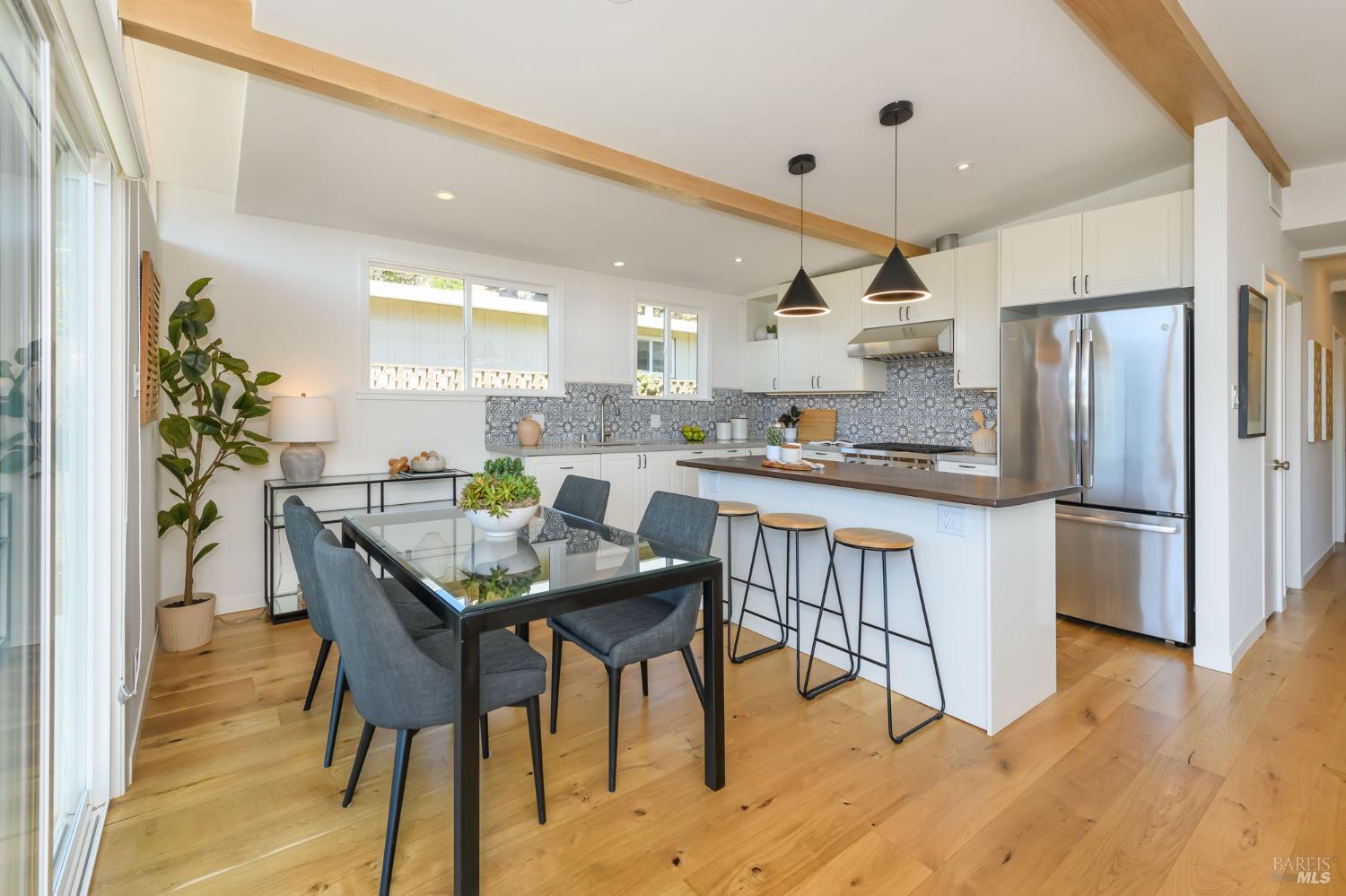 15 Windsor Avenue San Rafael CA 94901