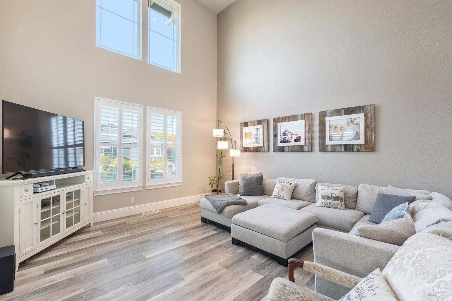 1141 Pedroncelli Drive Windsor CA 95492