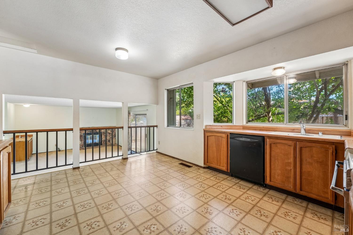 300 Stirrup Court Santa Rosa CA 95403