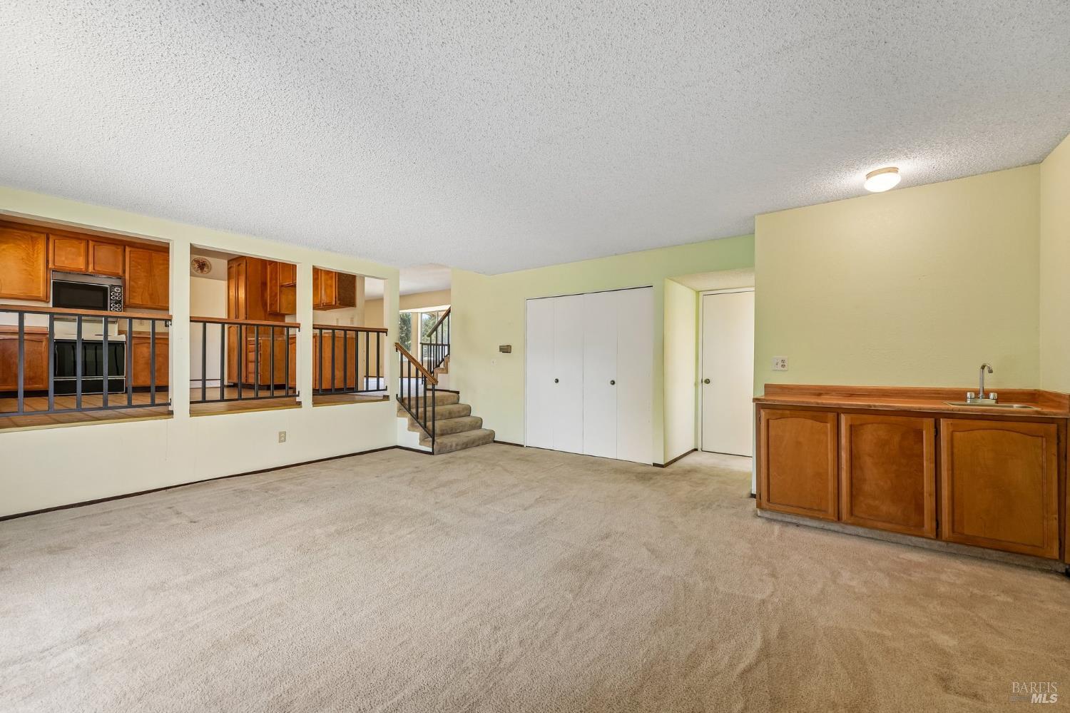 300 Stirrup Court Santa Rosa CA 95403