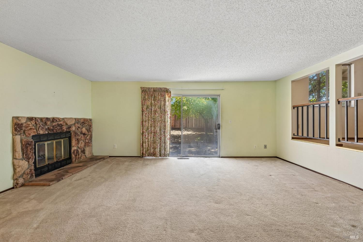 300 Stirrup Court Santa Rosa CA 95403