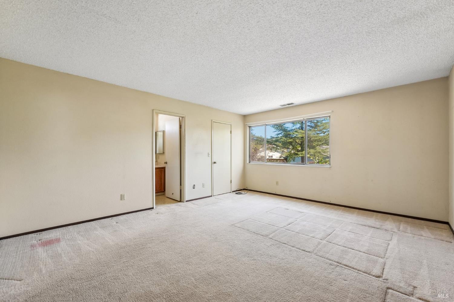 300 Stirrup Court Santa Rosa CA 95403