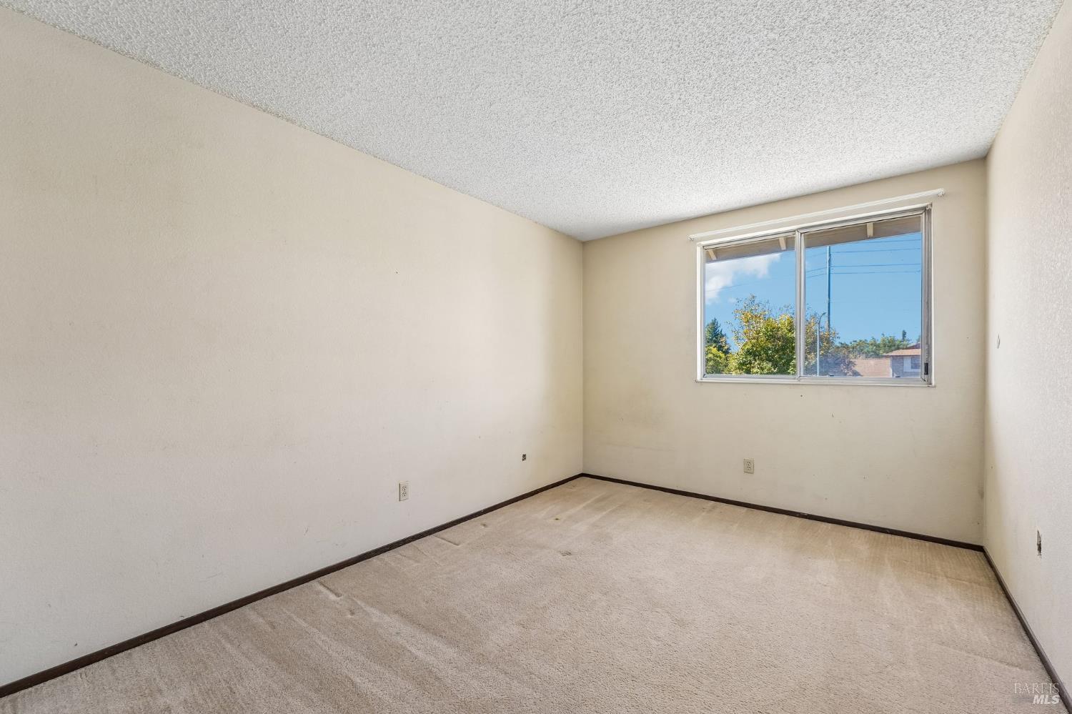 300 Stirrup Court Santa Rosa CA 95403