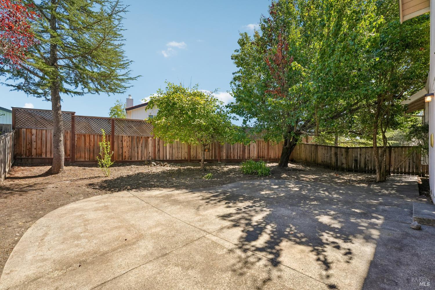 300 Stirrup Court Santa Rosa CA 95403