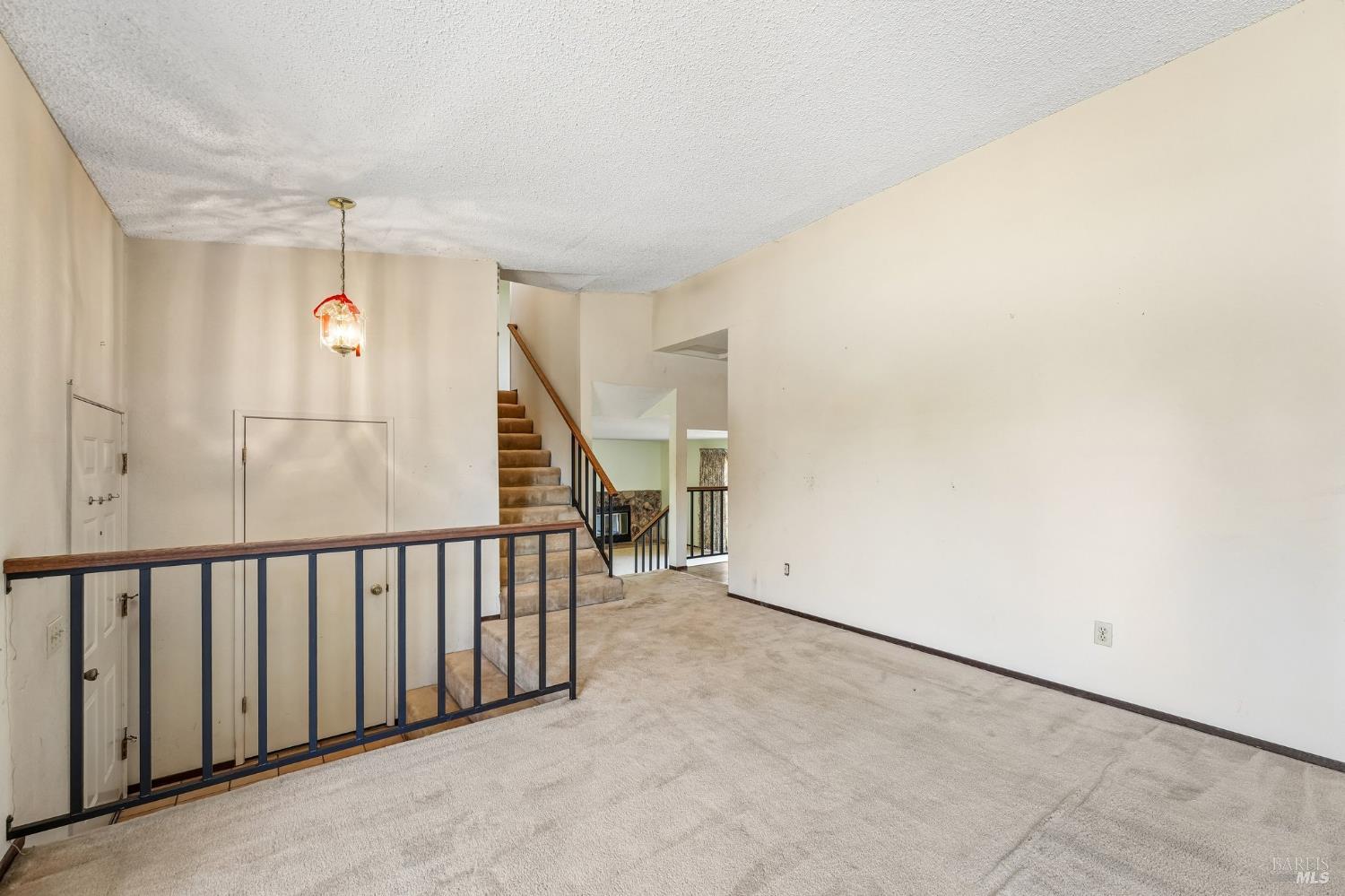 300 Stirrup Court Santa Rosa CA 95403