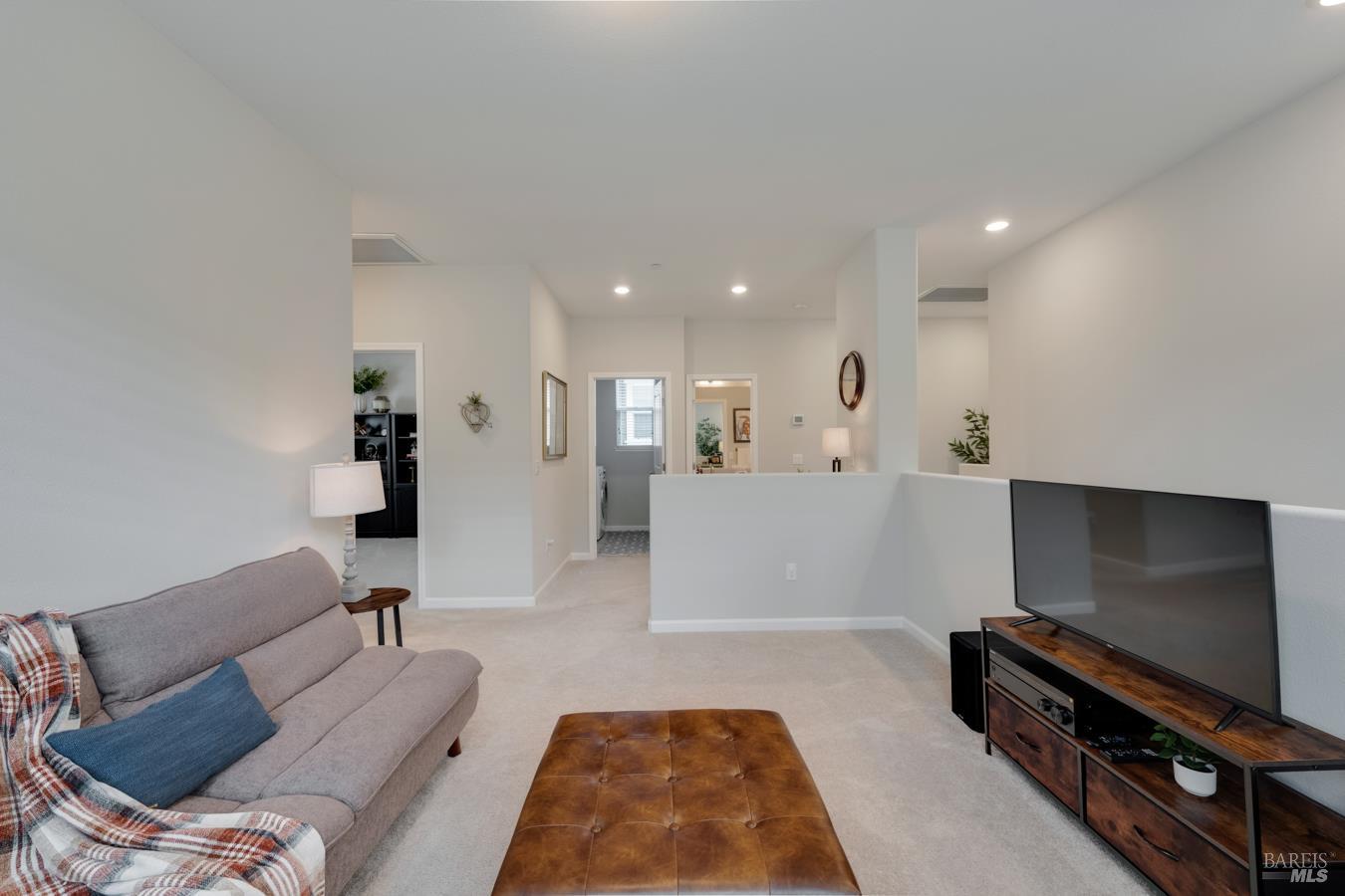 1653 Wildflower Way Rohnert Park CA 94928