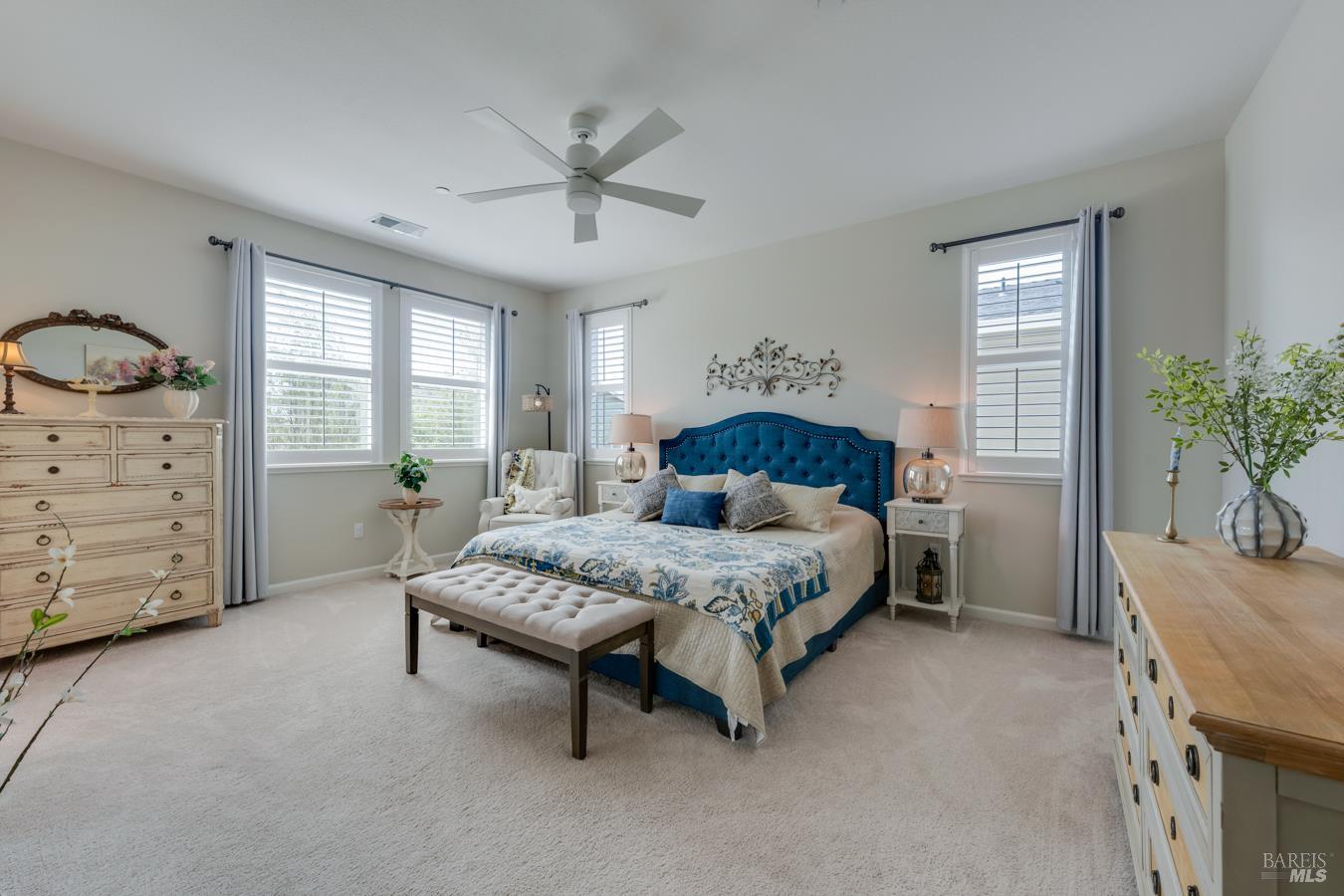 1653 Wildflower Way Rohnert Park CA 94928