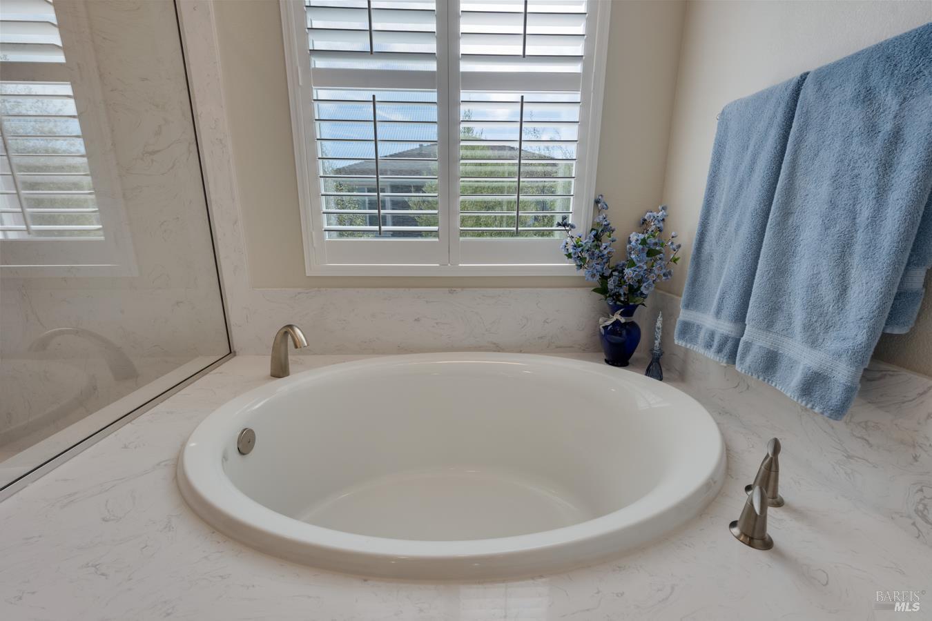1653 Wildflower Way Rohnert Park CA 94928