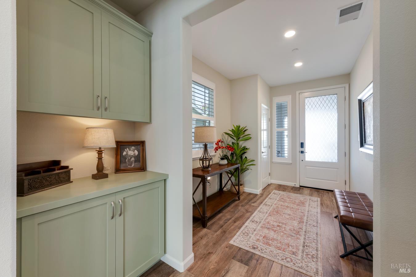 1653 Wildflower Way Rohnert Park CA 94928