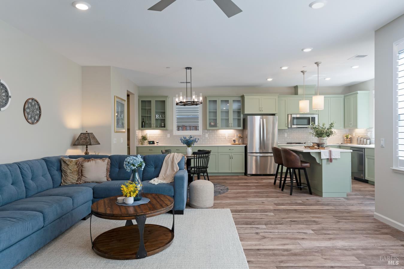 1653 Wildflower Way Rohnert Park CA 94928