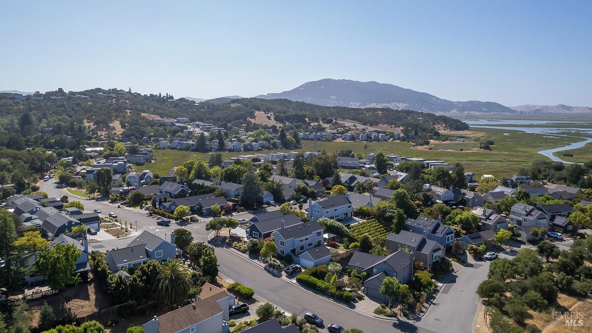 3001 Topaz Drive Novato CA 94945