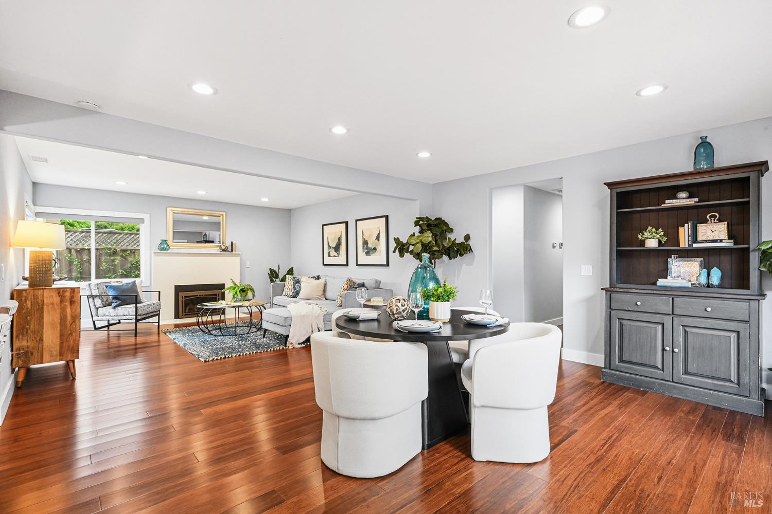 1357 Peterson Lane Santa Rosa CA 95403