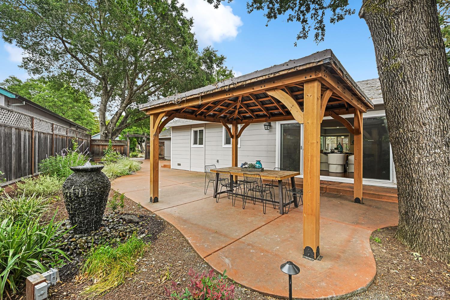 1357 Peterson Lane Santa Rosa CA 95403