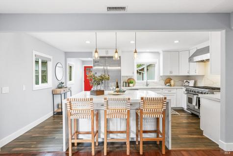 1357 Peterson Lane Santa Rosa CA 95403