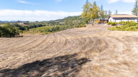 1676 Chiquita Road Healdsburg CA 95448